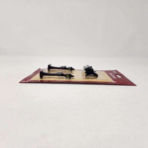 Cobblestone Corners 2019 Christmas Miniature Collection 3 piece (8) - Picture 5 of 7